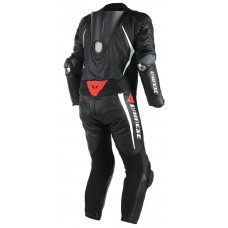 Мотокомбинезон слитный Dainese Laguna Seca D1 1PC перфорированный Мотокомбинезон слитный Dainese Laguna Seca D1 1PC перфорированный